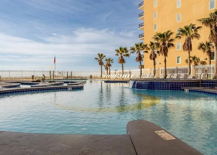 2 Bedroom At Crystal Tower With 2 Outdoor Pools, Lazy River, Heated Indoor Pool, Access *